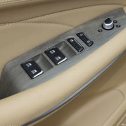 E5 Luxury PHEV thumbnail 8