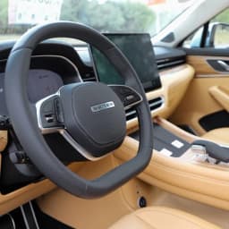 Seres 5 Premium 4WD thumbnail 7