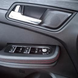 SWM G05 Luxury thumbnail 10